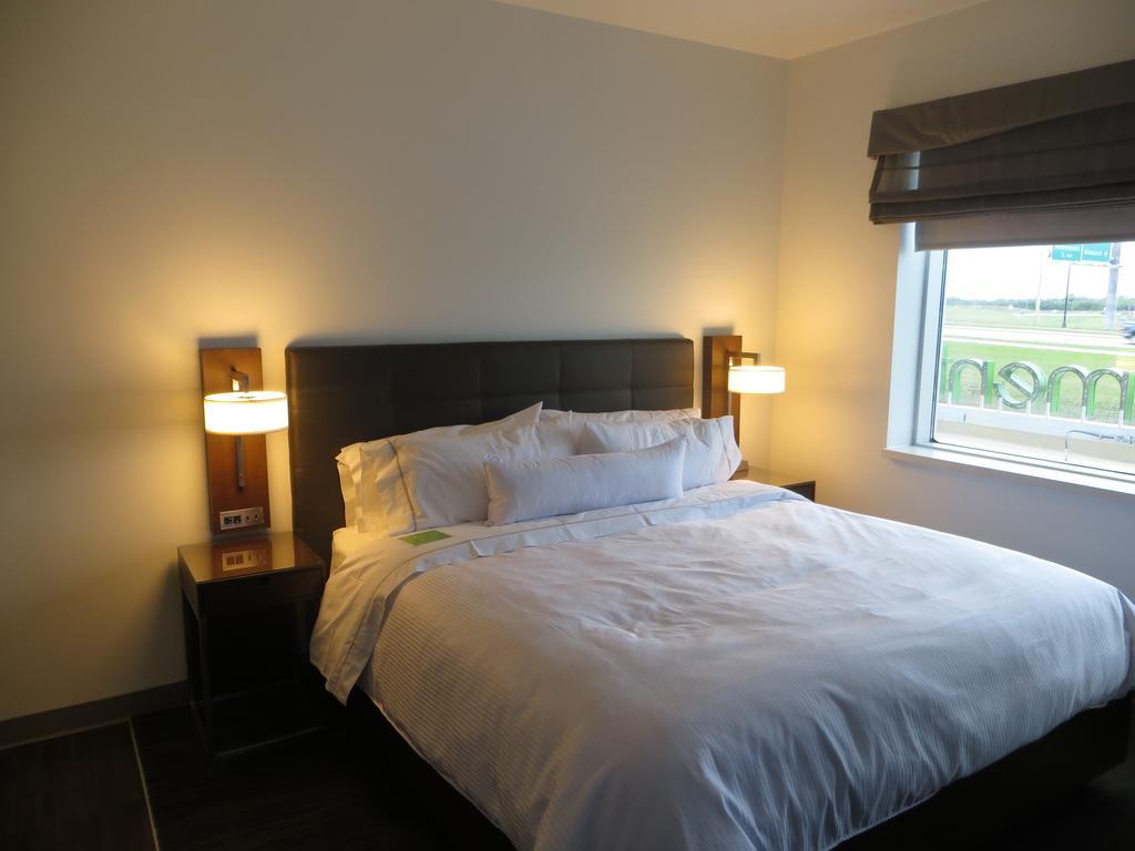 ホテル エレメント ファーゴ West Fargo 部屋 写真